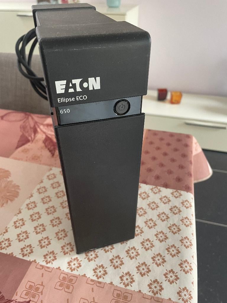 Eaton Ellipse Eco 650, Informatique & Logiciels, Alimentations de secours (UPS), Enlèvement ou Envoi, Utilisé