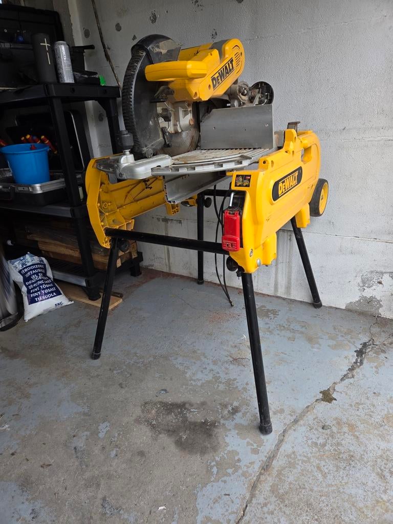 Totaalpakket schrijnwerker, Bricolage & Construction, Outillage | Scies mécaniques, Enlèvement