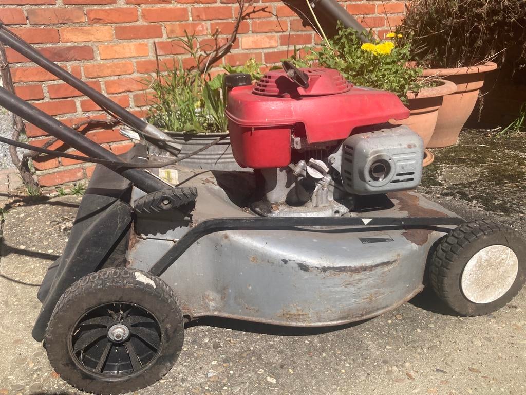 Grasmaaier Honda, Ophalen, Zo goed als nieuw