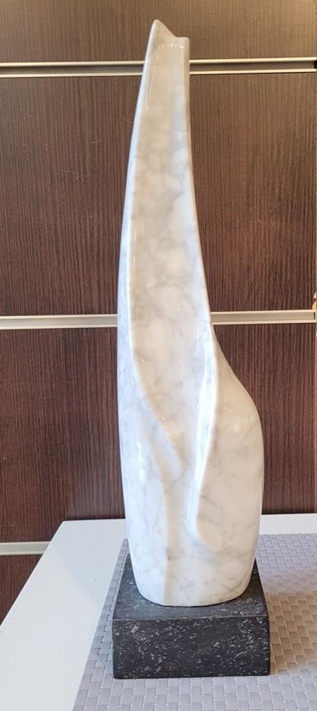 Maurice BRAMS, beeld in Carrara-marmer, Antiek en Kunst, Kunst | Beelden en Houtsnijwerken, Beeld, Steen of Keramiek, Abstract