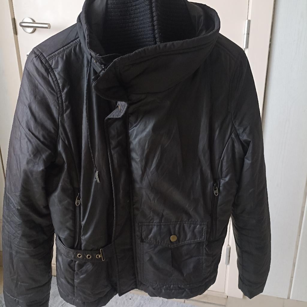 Jas Diesel , maat Medium , heel goede staat, Vêtements | Femmes, Vestes | Hiver, Enlèvement ou Envoi