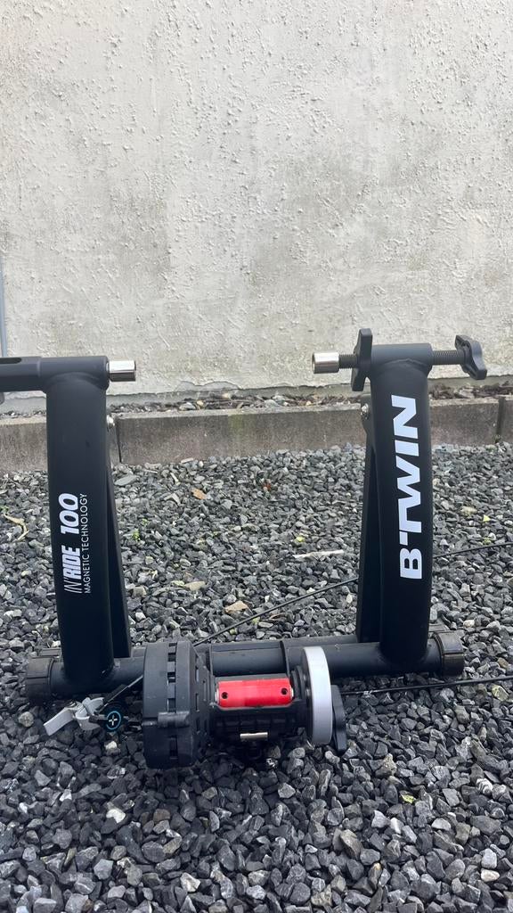 Home trainer B’Twin In’Ride 100 – Decathlon, Enlèvement ou Envoi, Comme neuf