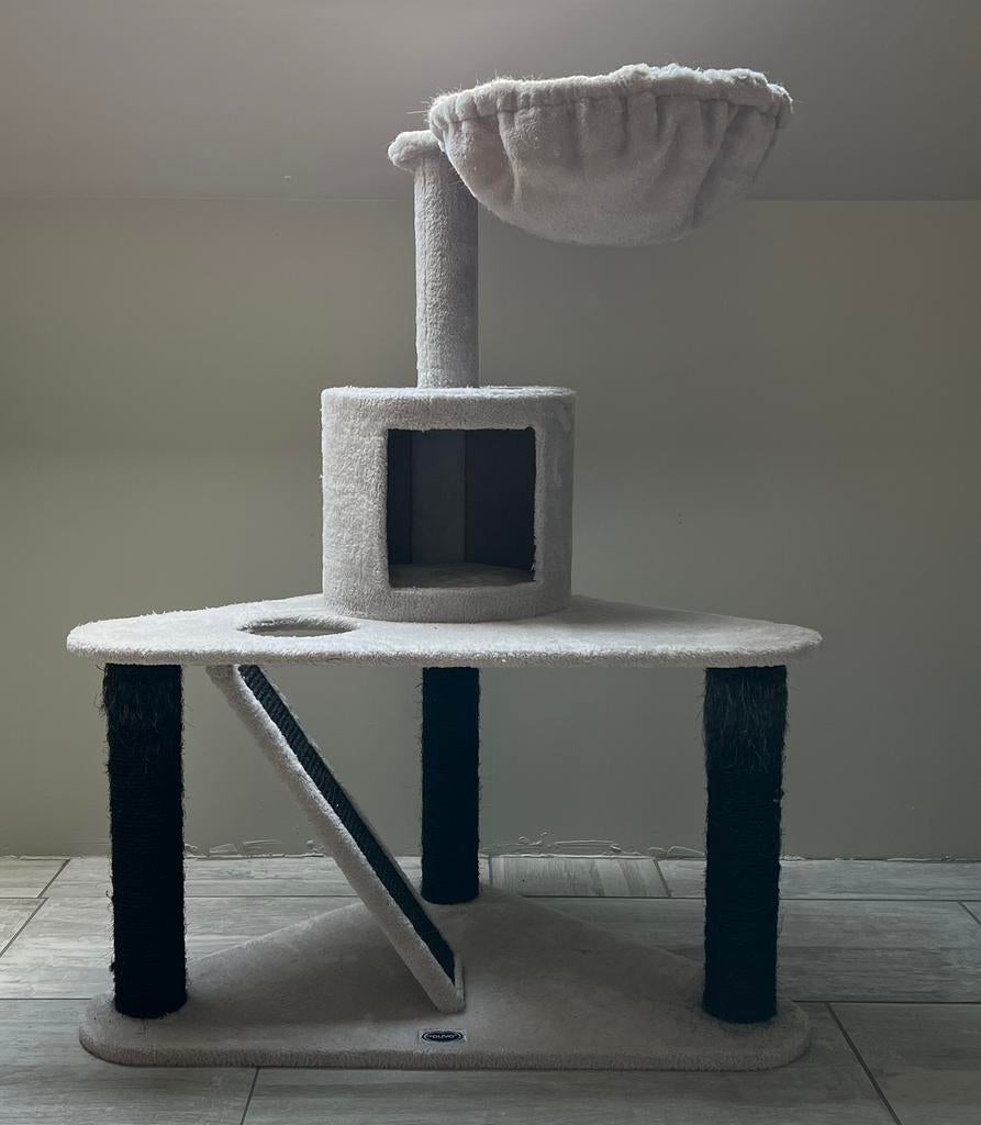 Arbre à chat, Ophalen, Zo goed als nieuw