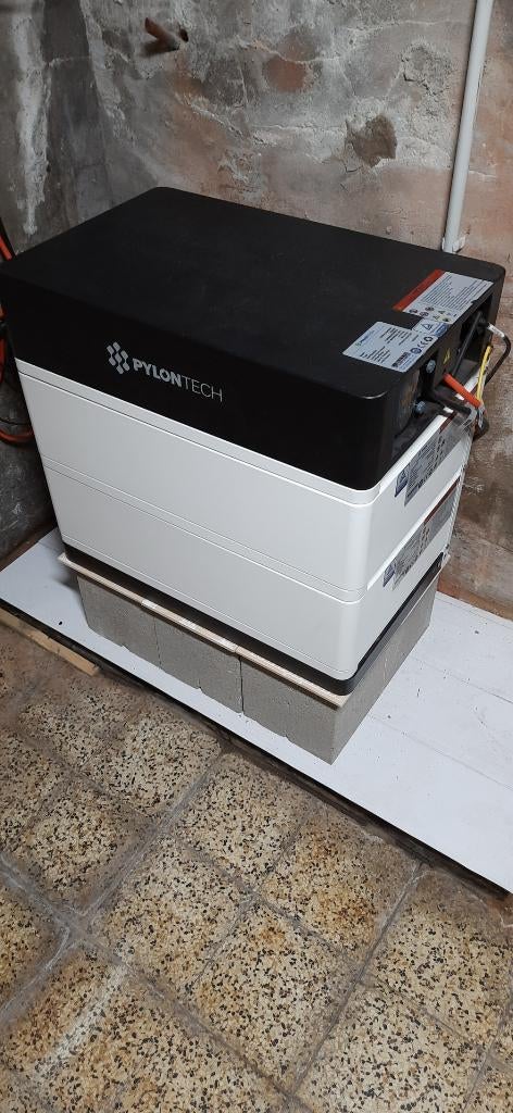 Zonnepanelen/PV opslag set*PYLONTECH*Battery+Controller+Base, Ophalen, Zo goed als nieuw