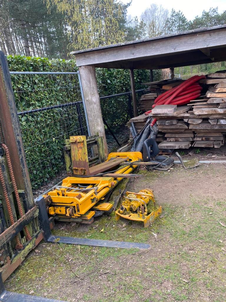 Gele hefmast, Ophalen