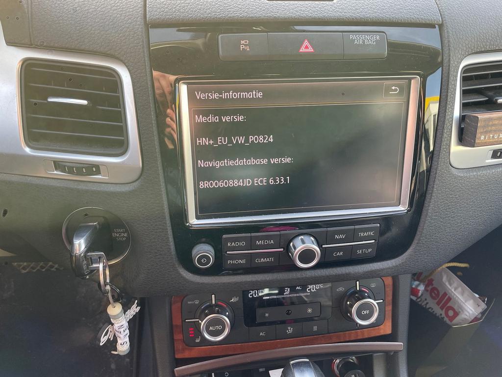 Volkswagen 3G (HN+ RNS850) firmware en/of navi update, Service 24h/24, Autres travaux