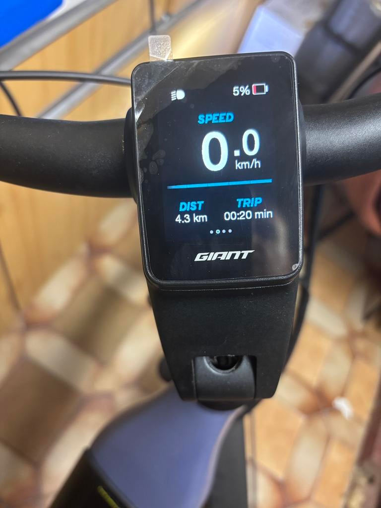 E-Bike Giant Dailytour e+ 2 etat neuf - 4km seulement !, Enlèvement, Neuf, Giant