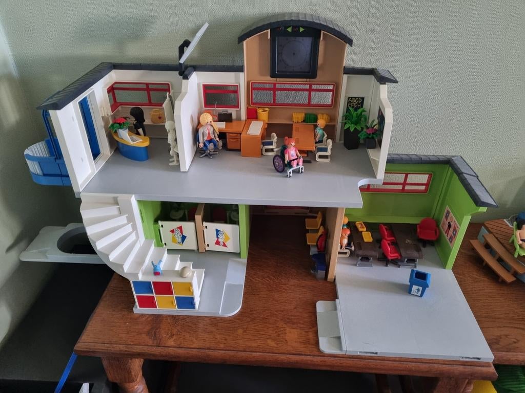 Playmobil scolaire, Enfants & Bébés, Jouets | Playmobil, Enlèvement