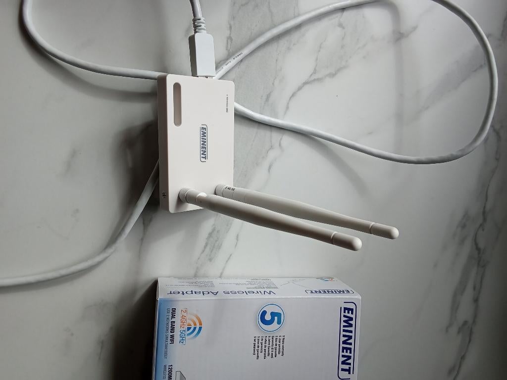 Eminent EM4530 Wifi Dual-band draadloze USB-adapter, Ophalen, Zo goed als nieuw, Eminent