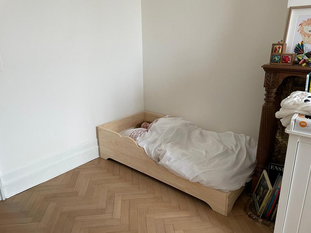 Kinderbed en matras, 70 tot 85 cm, Zo goed als nieuw, 160 tot 180 cm, Ophalen