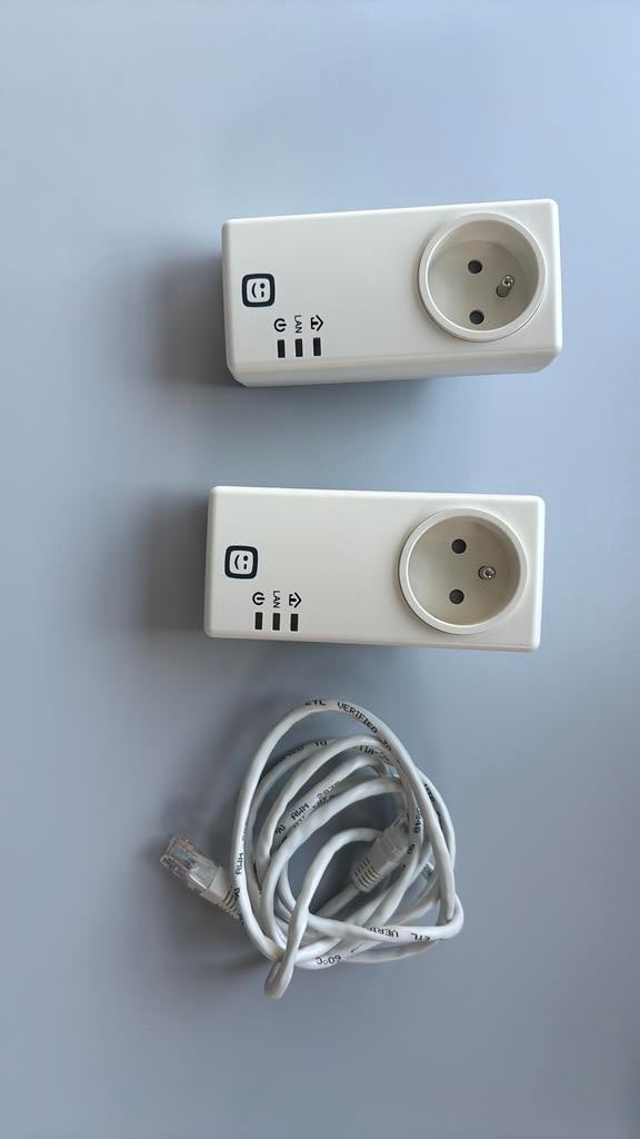 Telenet powerline wifi extender, Computers en Software, Ophalen, Zo goed als nieuw