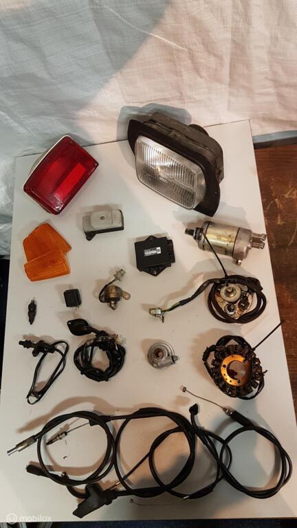 Suzuki GSX 750 ES  diverse onderdelen 1983/1987, Enlèvement ou Envoi, Retro-only@kpnmail.nl, Utilisé, Suzuki