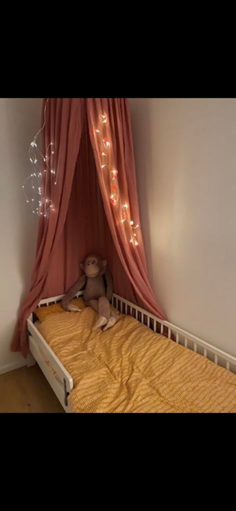 IKEA kinderbed (incl matras en alle textiel), Kinderen en Baby's, Kinderkamer | Bedden, Gebruikt, 70 tot 85 cm, 160 tot 180 cm