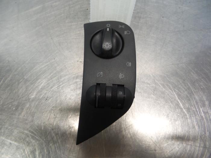 Commutateur lumière d'un Seat Inca, -, 3 mois de garantie, Utilisé, -