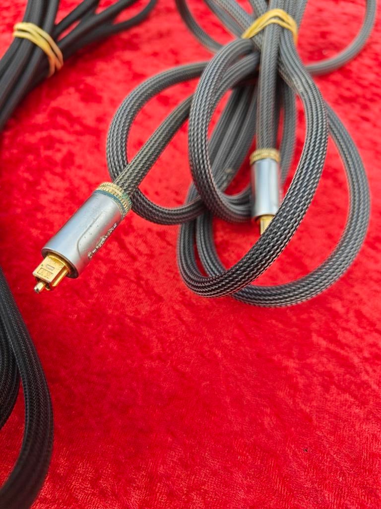 Câble HDMI de 5 m et câble optique de 3 m en version luxe, Enlèvement ou Envoi, Câble optique