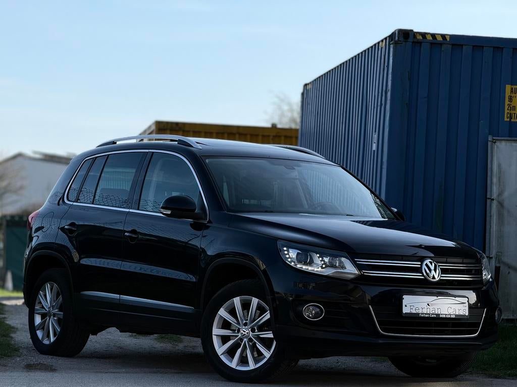Volkswagen Tiguan 1.4 TSI • GPS • LED • Panoramadak, 4 cilinders, Zwart, Leder, 5 deurs
