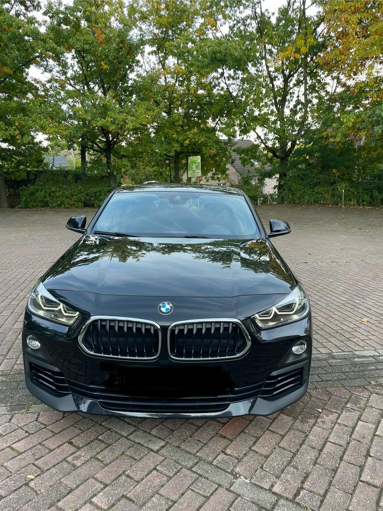 BMW X2 •2.0 dAS sDrive18 SPORT, Auto's, BMW, X2, 1995 cc, 4 cilinders, Leder en Stof