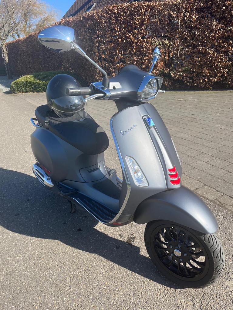 Vespa Sprint S 50 - EURO5, Fietsen en Brommers, Scooters | Vespa, Ophalen, Vespa S, 49 cc, Benzine
