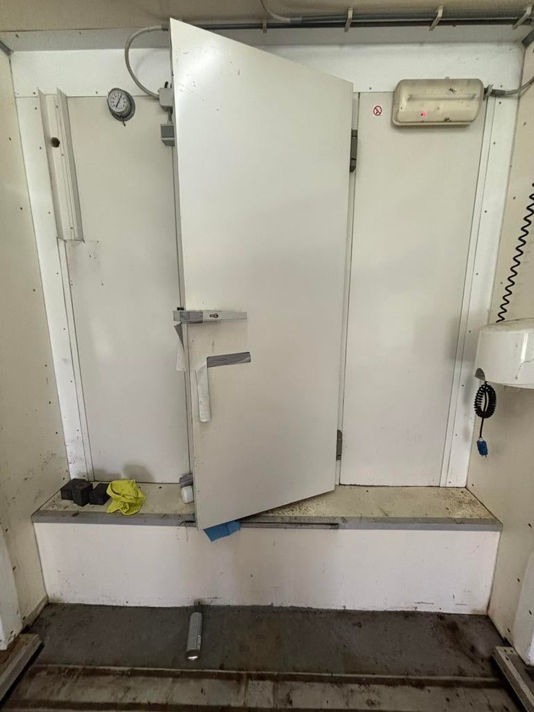 Gratis koelcel, Ophalen