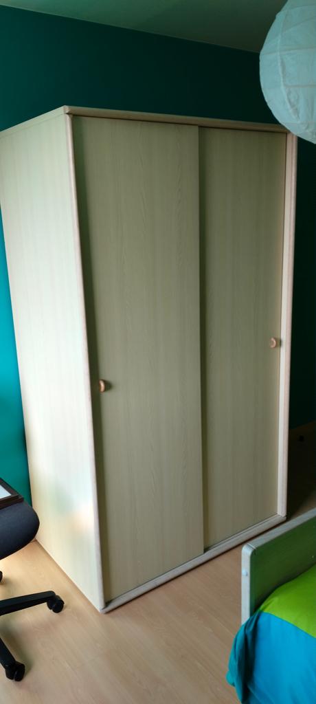 Kleerkast met 2 schuifdeuren in lichte eikkleur, Huis en Inrichting, Ophalen, Gebruikt, Eikenhout, Met plank(en)