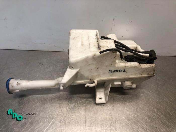Ruitensproeiertank voor van een Volvo V40 (V40 12-), Gebruikt, -, -, Ophalen of Verzenden