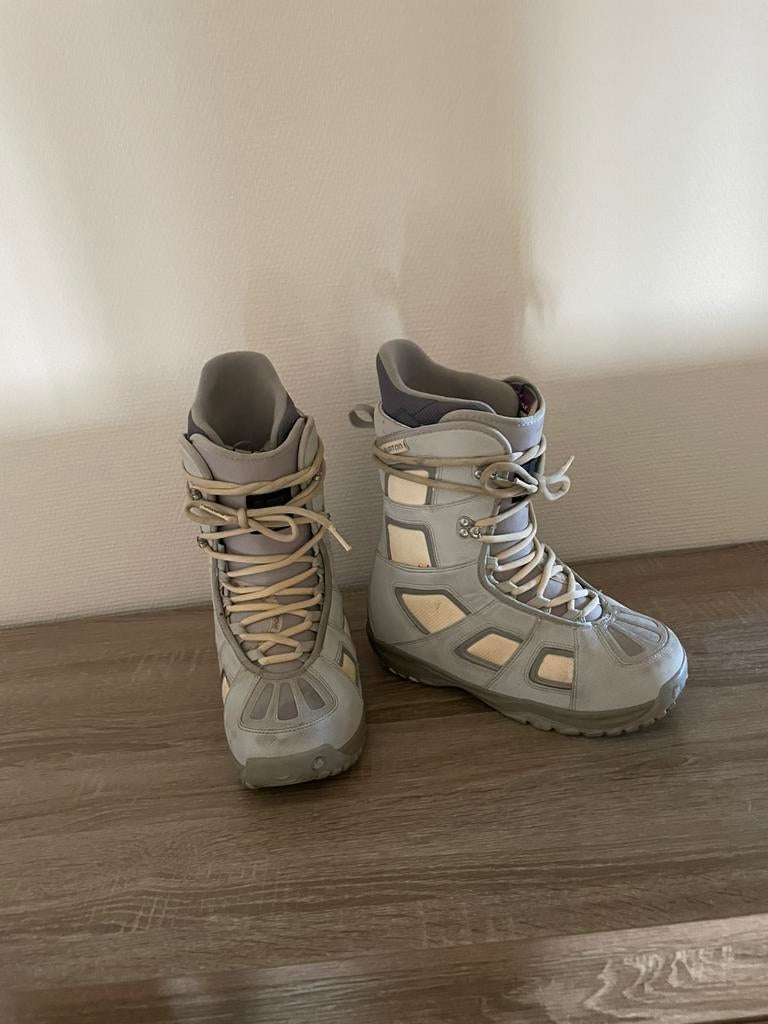 Burton snowboard boots, Sports & Fitness, Enlèvement, Comme neuf, Bottes de neige