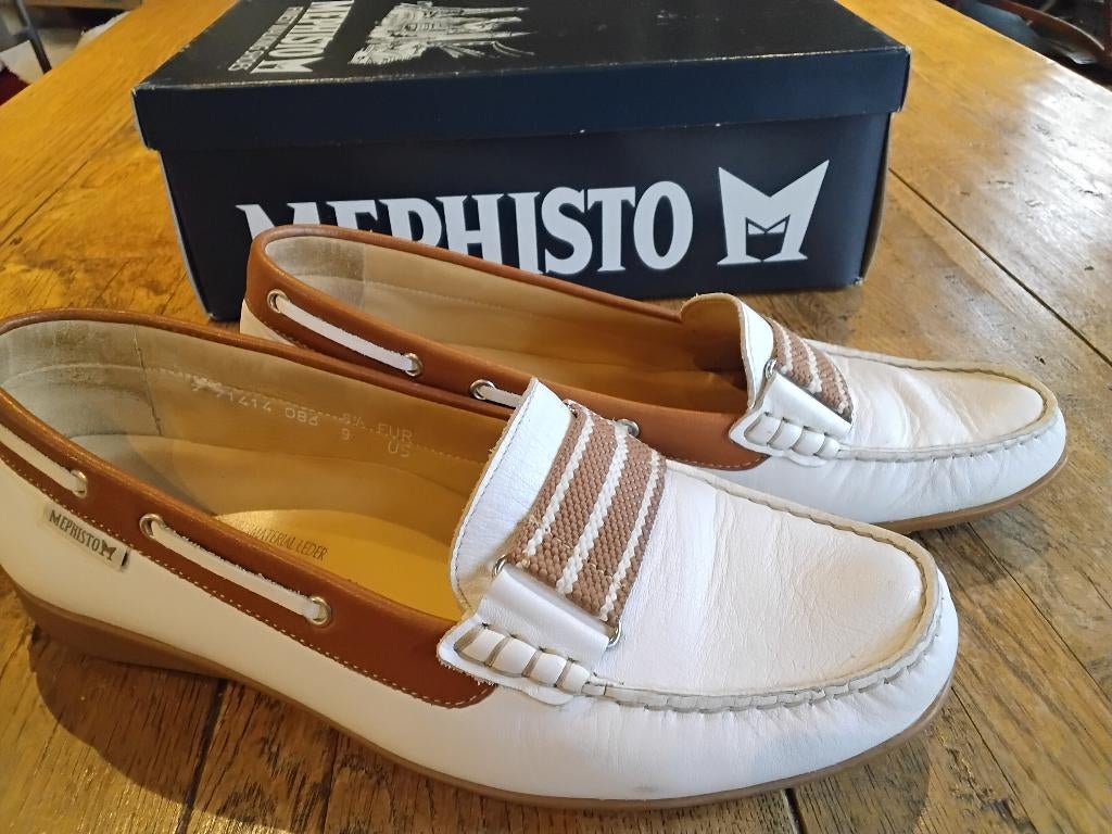 Mephisto witte moccasins, Kleding | Dames, Schoenen, Schoenen met lage hakken, Wit, Ophalen of Verzenden, Gedragen