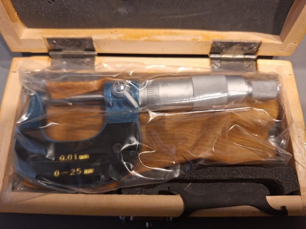 Micromètres - neufs, Bricolage & Construction, Enlèvement ou Envoi, Neuf, Tour à métaux, Moins de 500 mm