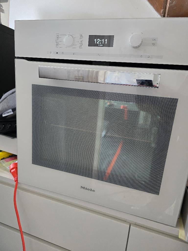 Four encastrable Miele, Electroménager, Fours, Enlèvement, Utilisé, Encastré, Four