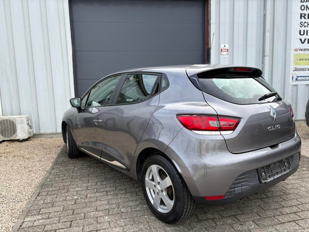 Renault clio 1.2 benzine#88000km#Gps#bluetooth#airco#euro6B#, Auto's, Renault, Voorwielaandrijving, Testrit aan huis, 4 cilinders