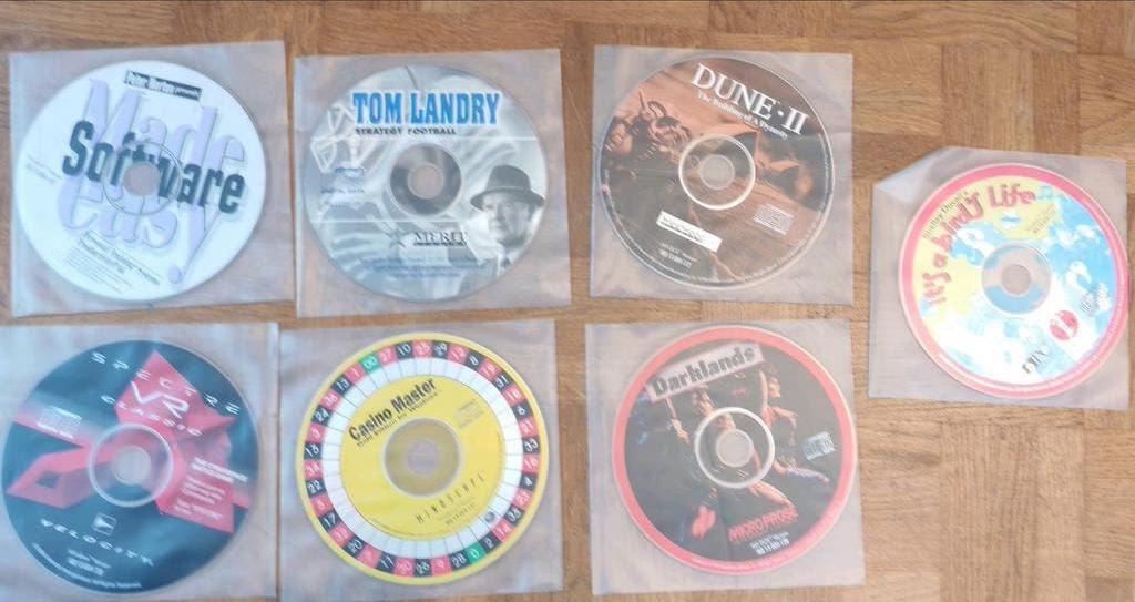 Set met videogames, Games en Spelcomputers, Ophalen, Nieuw