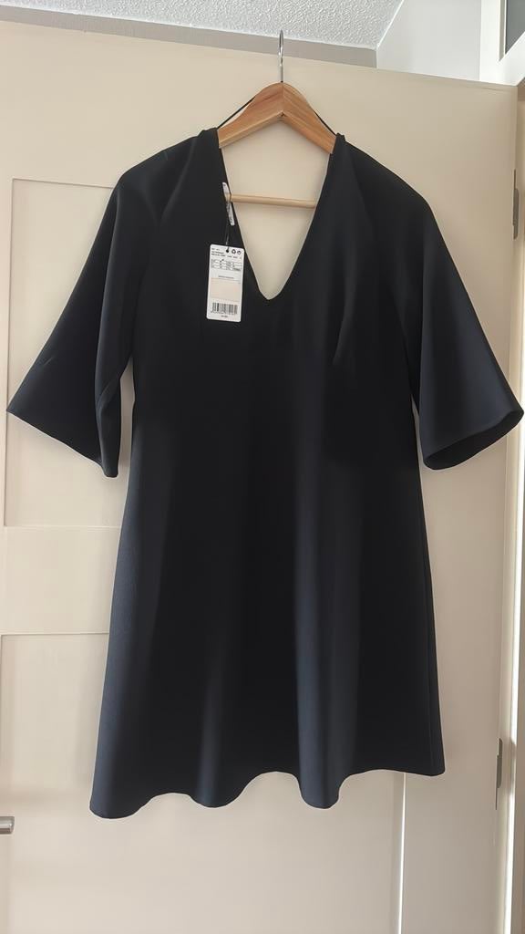 Jurk Mango zwart medium, Kleding | Dames, T-shirts, Maat 38/40 (M), Zwart, Ophalen of Verzenden, Zo goed als nieuw
