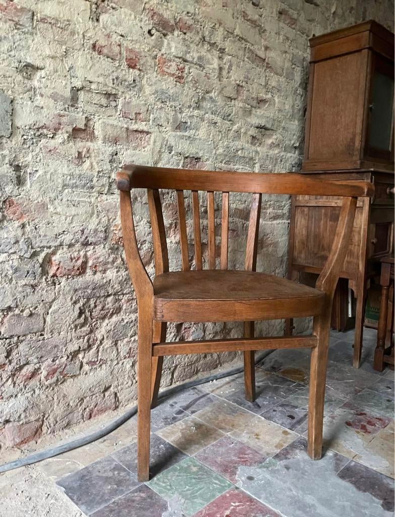 Ancien fautruil de bureau, Enlèvement