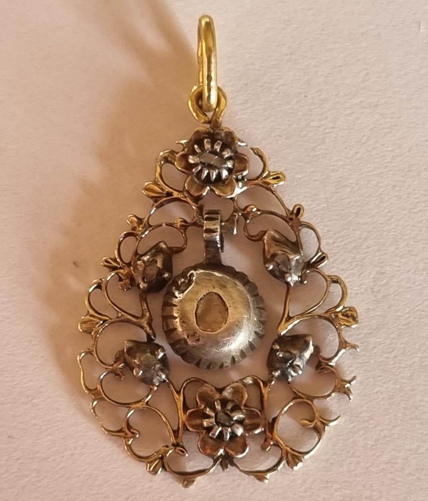 18 Karaat Gouden Hanger 750 Goud Pendant 18k, Antiek en Kunst, Ophalen of Verzenden, Goud