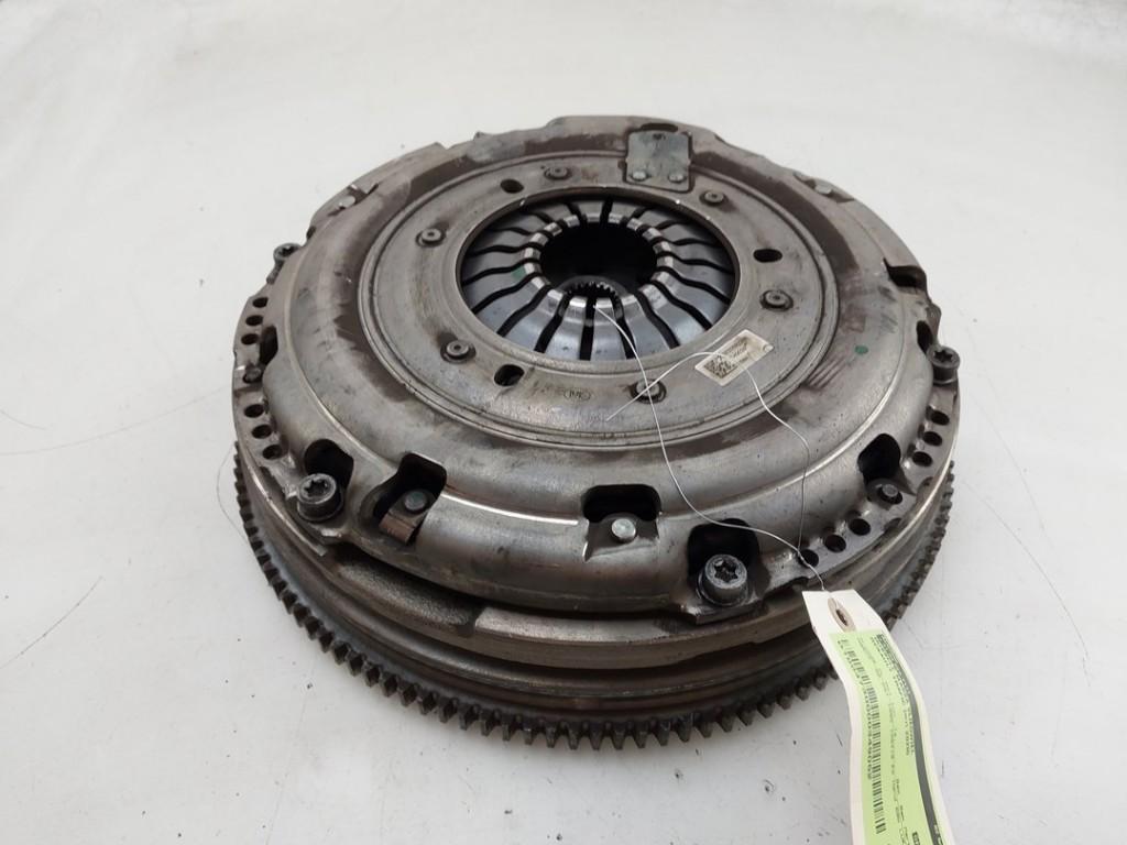 VOLANT MOTEUR BI-MASSE Trafic (1FL / 2FL / 3FL / 4FL), Dhr. J. Ham, Renault, Administratie@autoham.nl, Utilisé