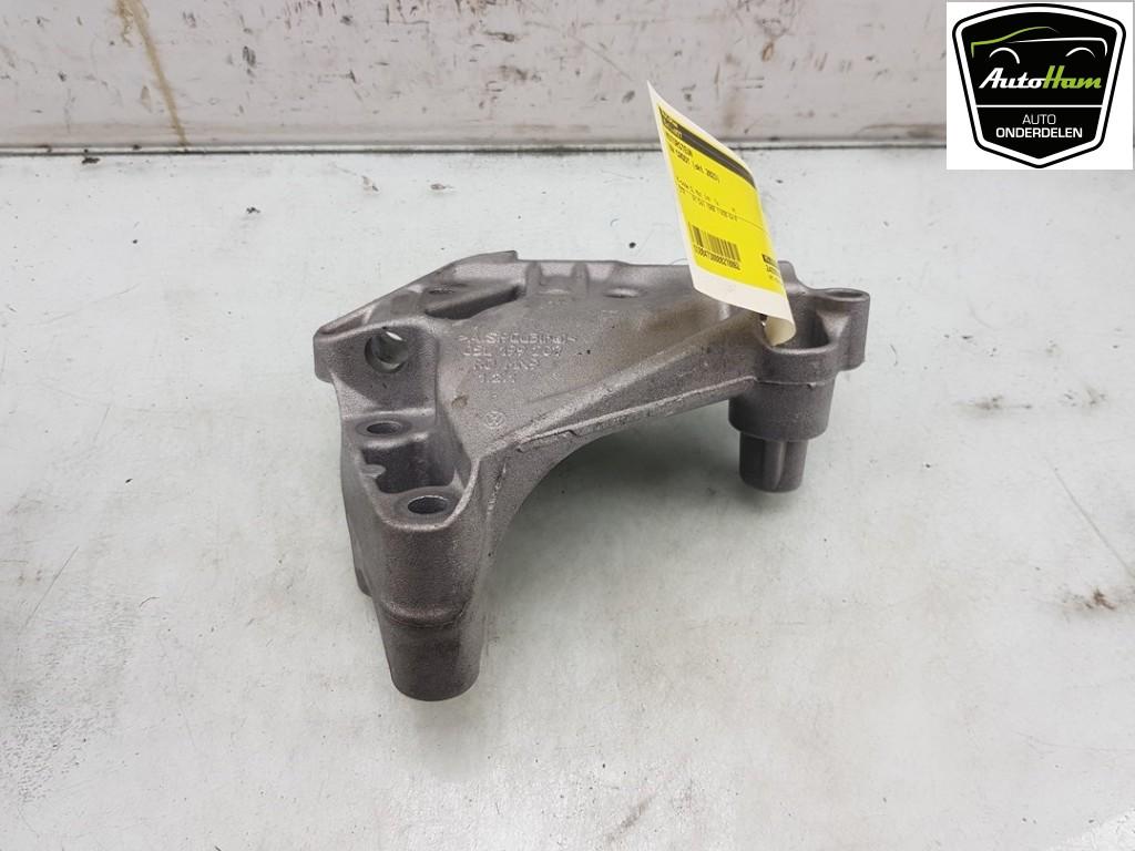 MOTORSTEUN Caddy Cargo V (SBA / SBH) (|05L199207|), Gebruikt, Volkswagen