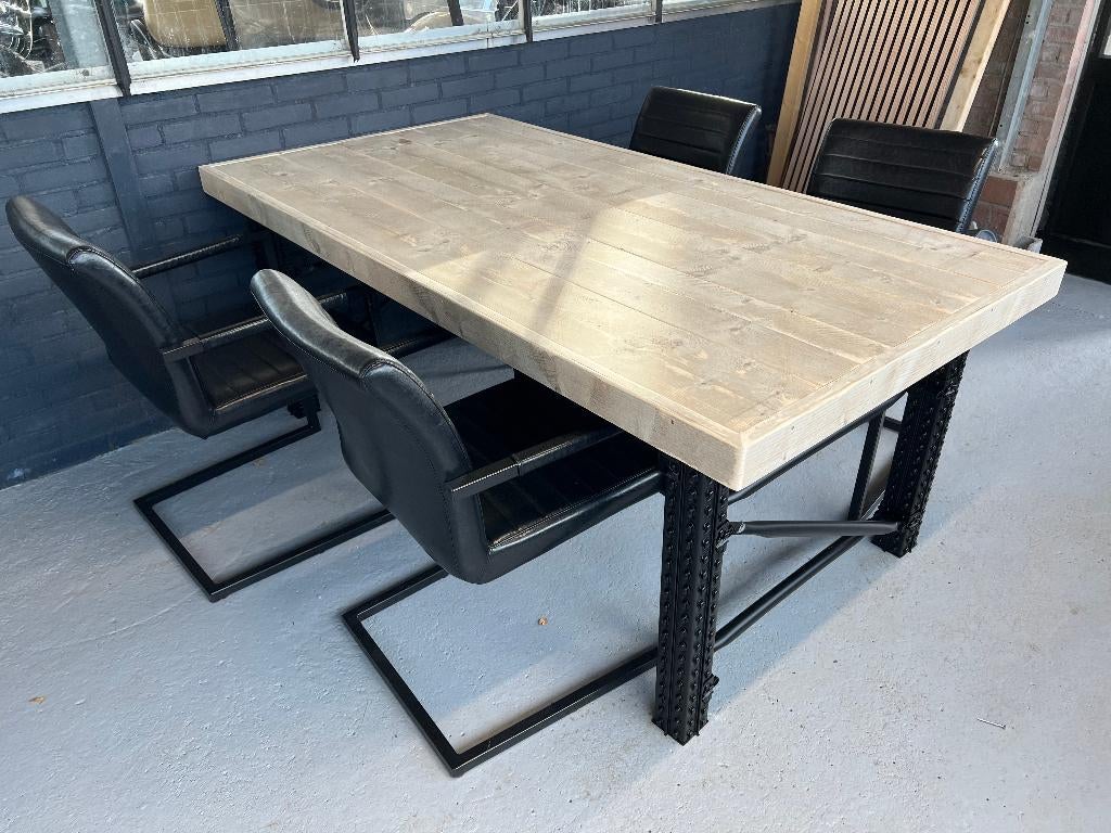 Industriele tafel van steigerhout en staal in elke maat/vorm, Ophalen, Nieuw