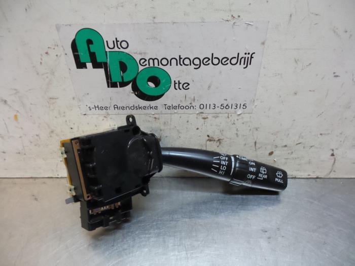 Commutateur essuie-glace d'un Toyota Corolla (Corolla 96-), -, 3 mois de garantie, Toyota, Utilisé