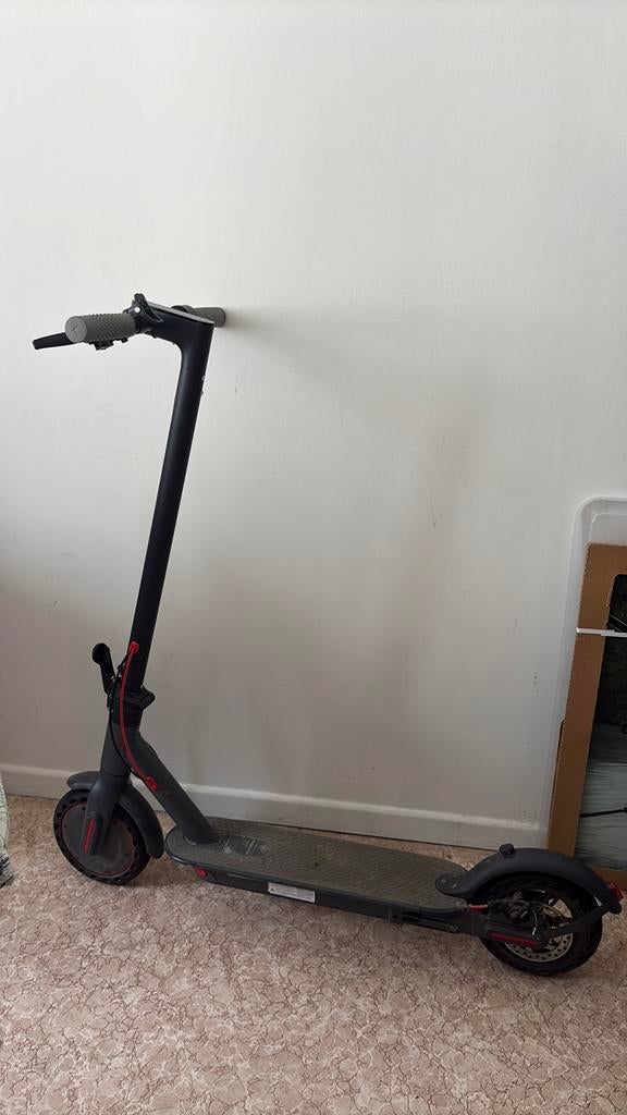 E step, Ophalen, Zo goed als nieuw, Elektrische step (E-scooter)