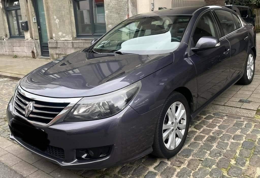 RENAULT LATITUDE / 2.0 DIESEL  / EURO 5, Voorwielaandrijving, Euro 5, Zwart, 4 cilinders