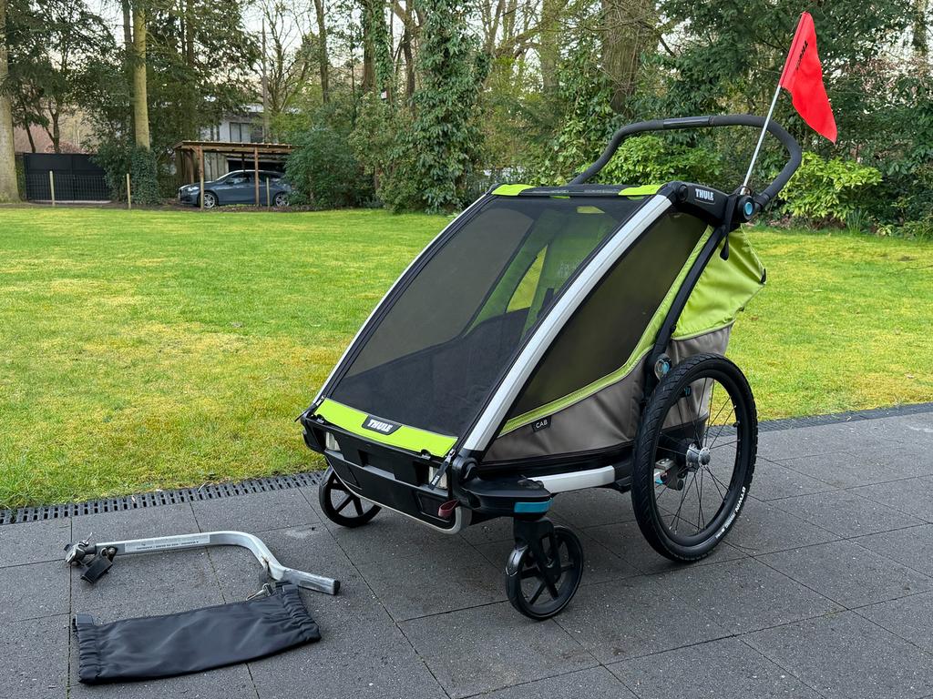 Thule Chariot Cab (2-zits fietskar), Fietsen en Brommers, Ophalen, Gebruikt, Kinderkar, Opvouwbaar