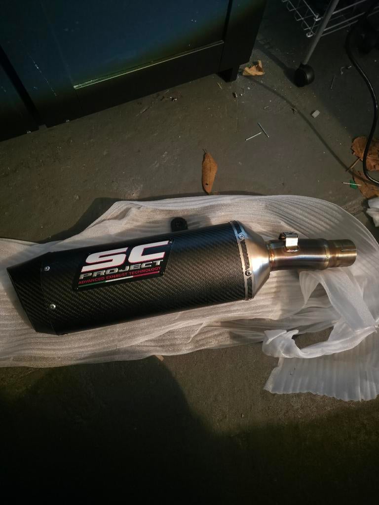 Honda x adv SJ project uitlaat demper