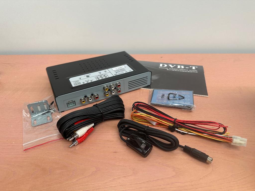 DVB-T Digital Tuner NIEUW, Enlèvement ou Envoi, Neuf