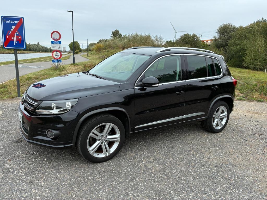 Volkswagen Tiguan 1.4 TSI R-LINE 89103 km !!, Autos, Volkswagen, Entreprise, Achat, Tiguan, ABS, Airbags, Alarme, Bluetooth, Ordinateur de bord