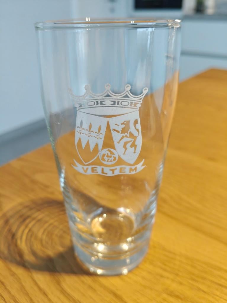 Veltem, Ophalen of Verzenden, Zo goed als nieuw, Bierglas