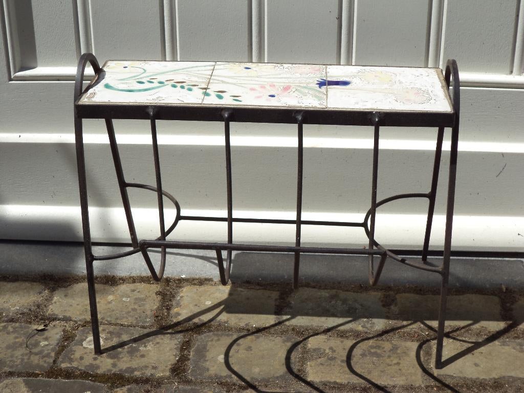 VTG keramiek tegels SNYERS smeedijzer tafeltje krantenrek, Enlèvement