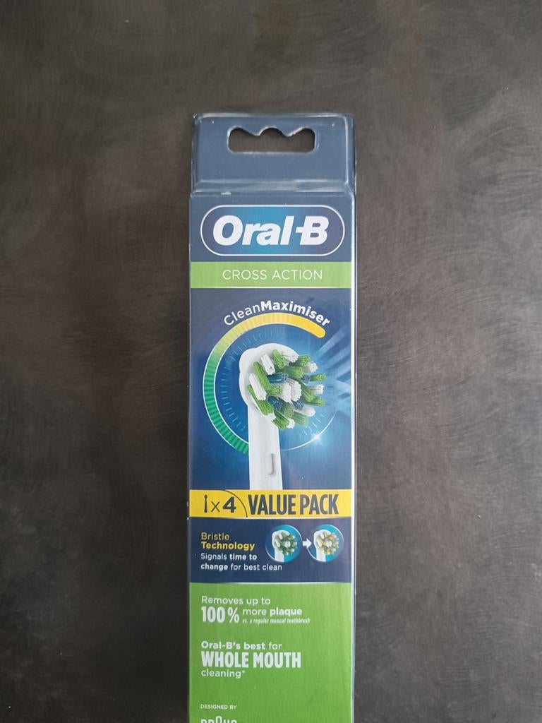 Oral-B cross action / 4 brossettes (neuf), Bijoux, Sacs & Beauté, Beauté | Soins de la bouche, Enlèvement, Neuf, Tête de brosse