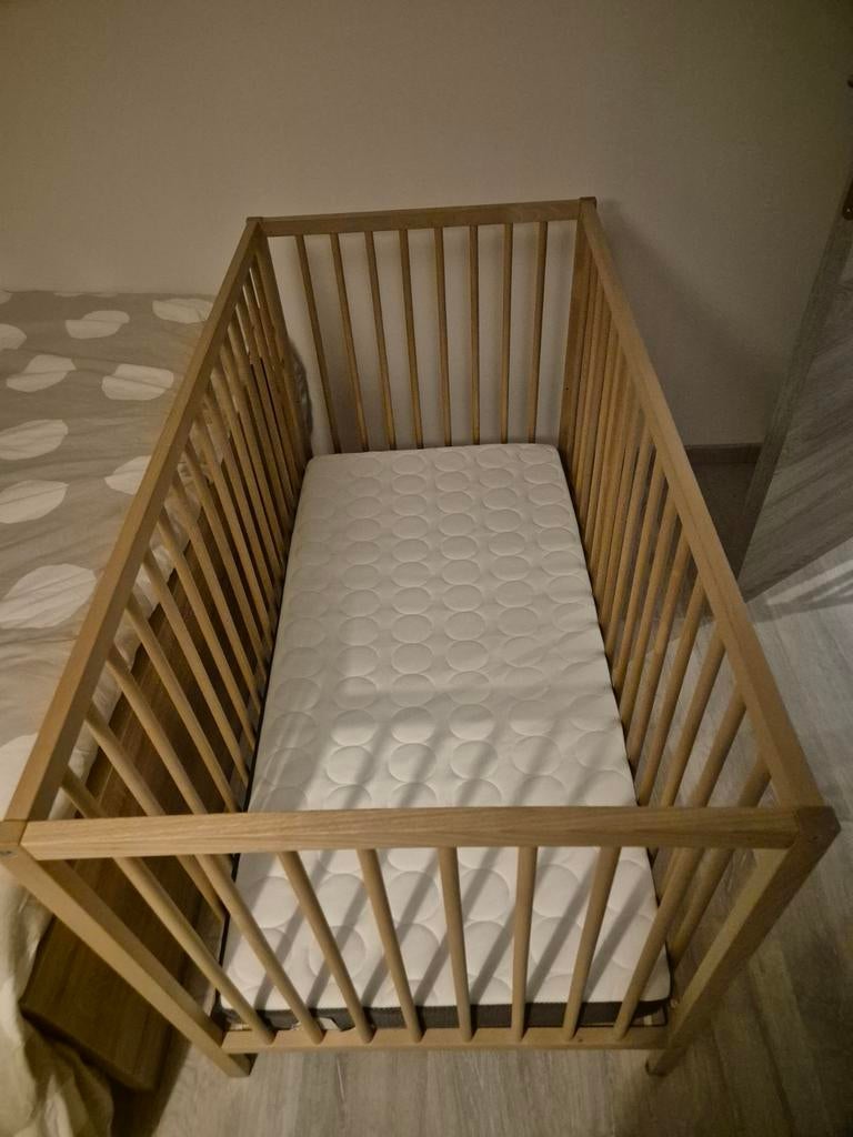 Lit bébé ikea sniglar 60 sur 120 + matelas himlavalv, Ophalen, Matras