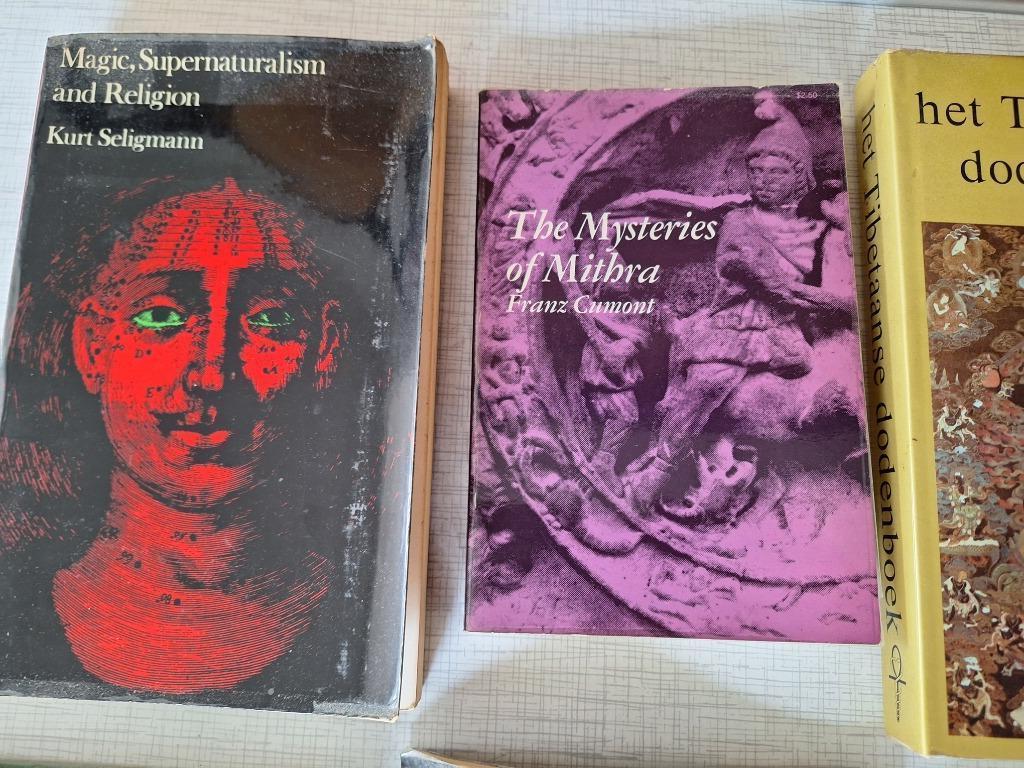 Magie waarzeggerij mysterie boeken, Ophalen