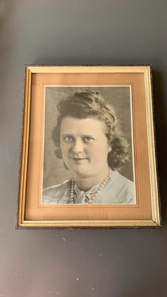 Oude kader met oude foto, Huis en Inrichting, Woonaccessoires | Lijsten, Ophalen of Verzenden